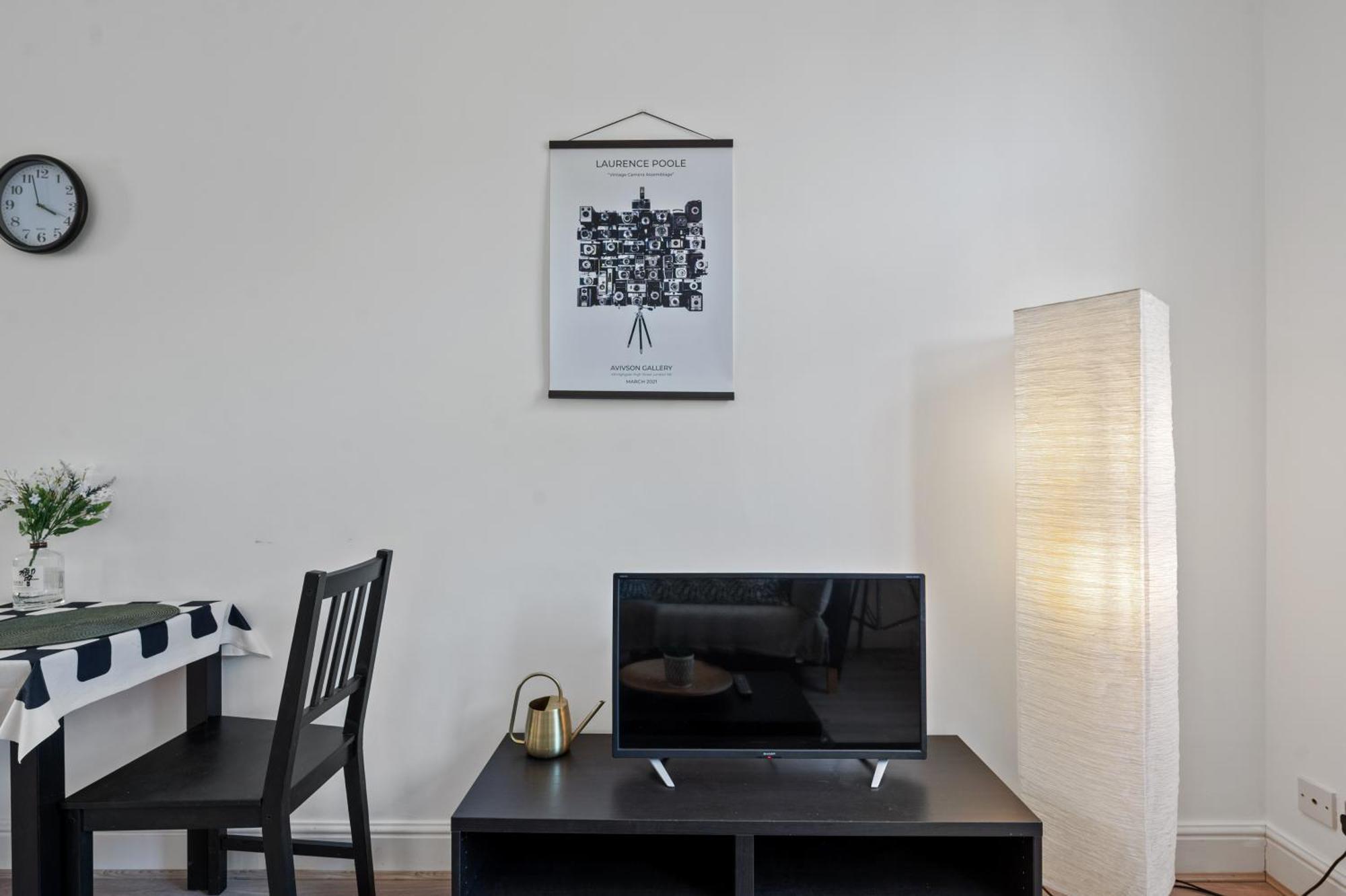 Apartmán One-Bed Flat, Kensington, Bank Payment To The Host Within 24H From The Reservation Londýn Exteriér fotografie